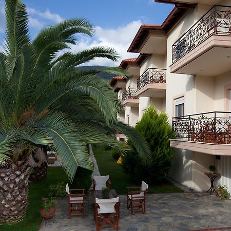 Yiouli Hotel Kókkinon Nerón 外观 照片