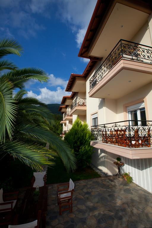 Yiouli Hotel Kókkinon Nerón 外观 照片