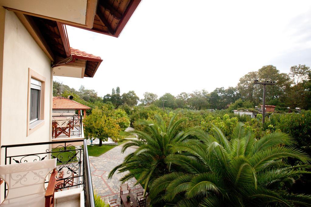 Yiouli Hotel Kókkinon Nerón 外观 照片